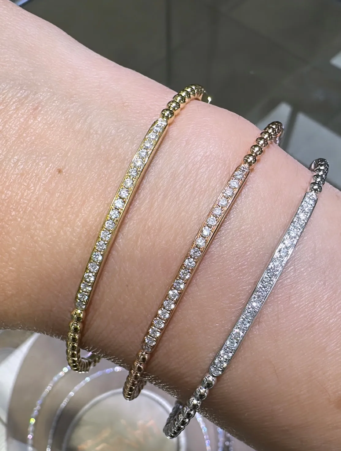 0.35ct tw Diamond Beaded Gold Bangle Bracelet
