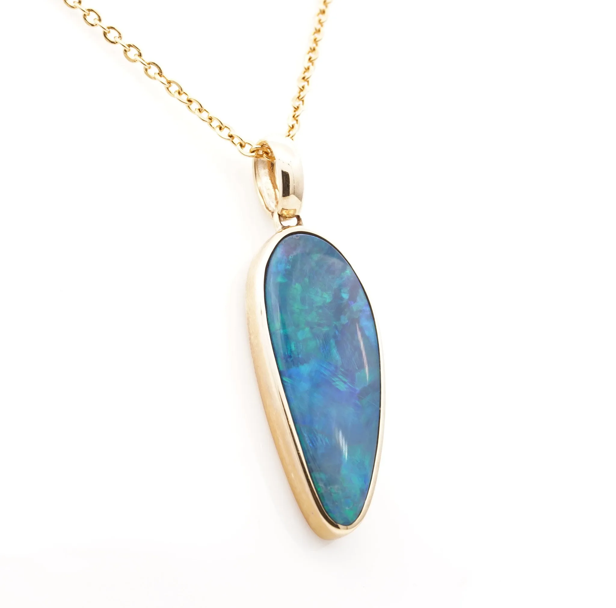 14CT Yellow Gold Doublet Opal Pendant