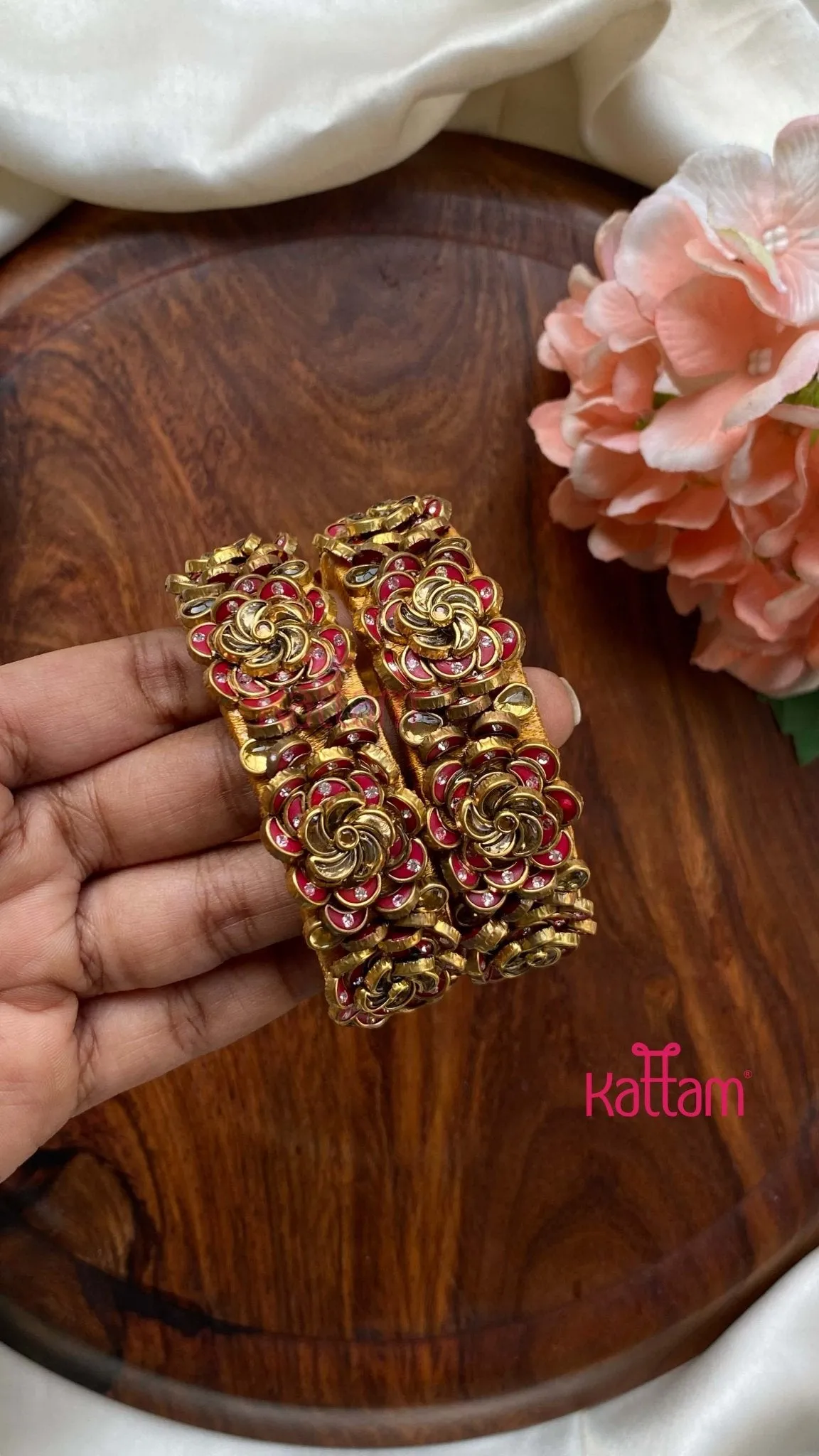 3D Kundan Rose Bangle Set - Red