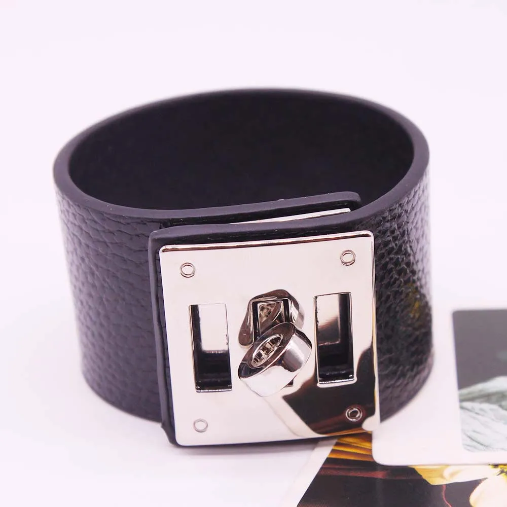All-match wide leather ladies bracelet