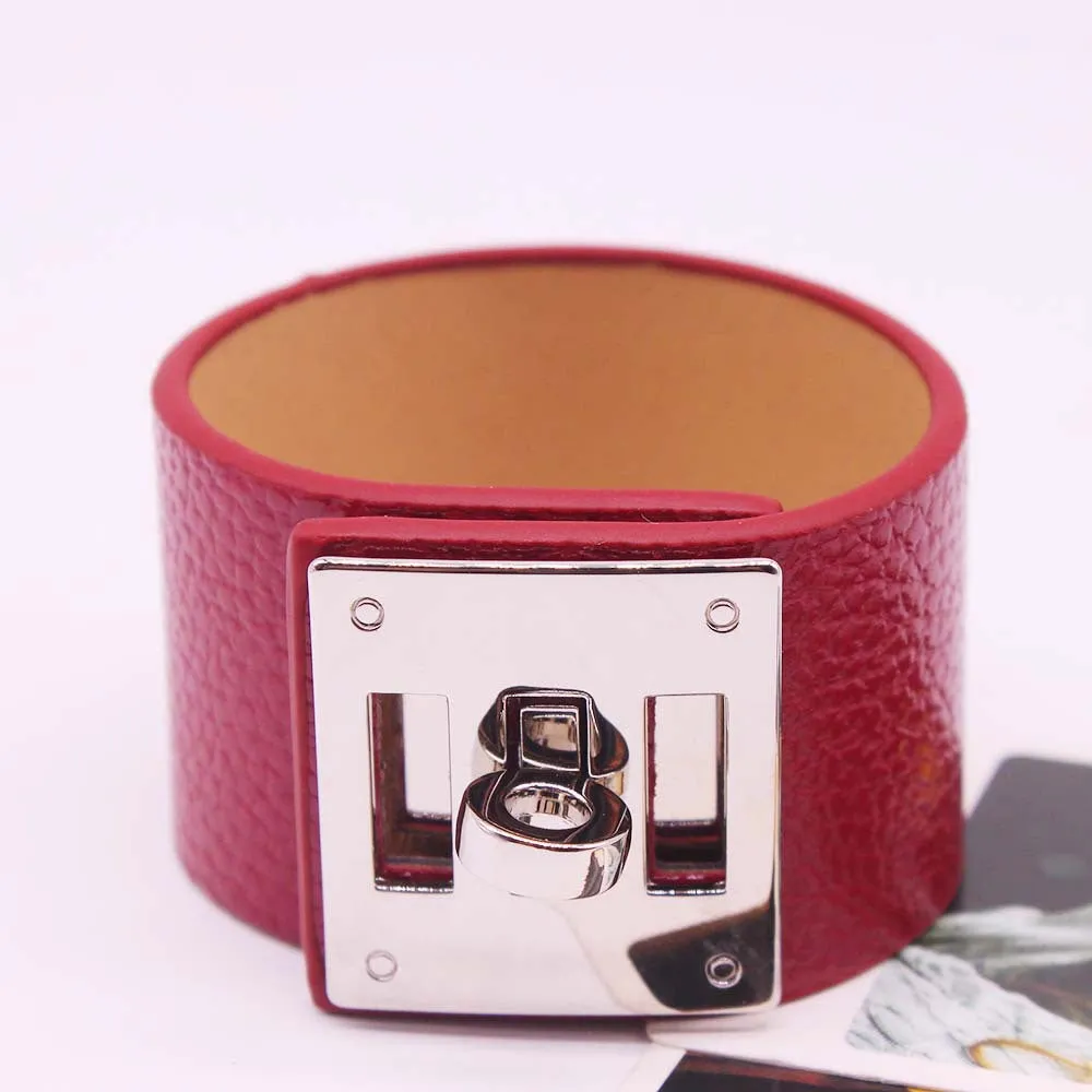 All-match wide leather ladies bracelet