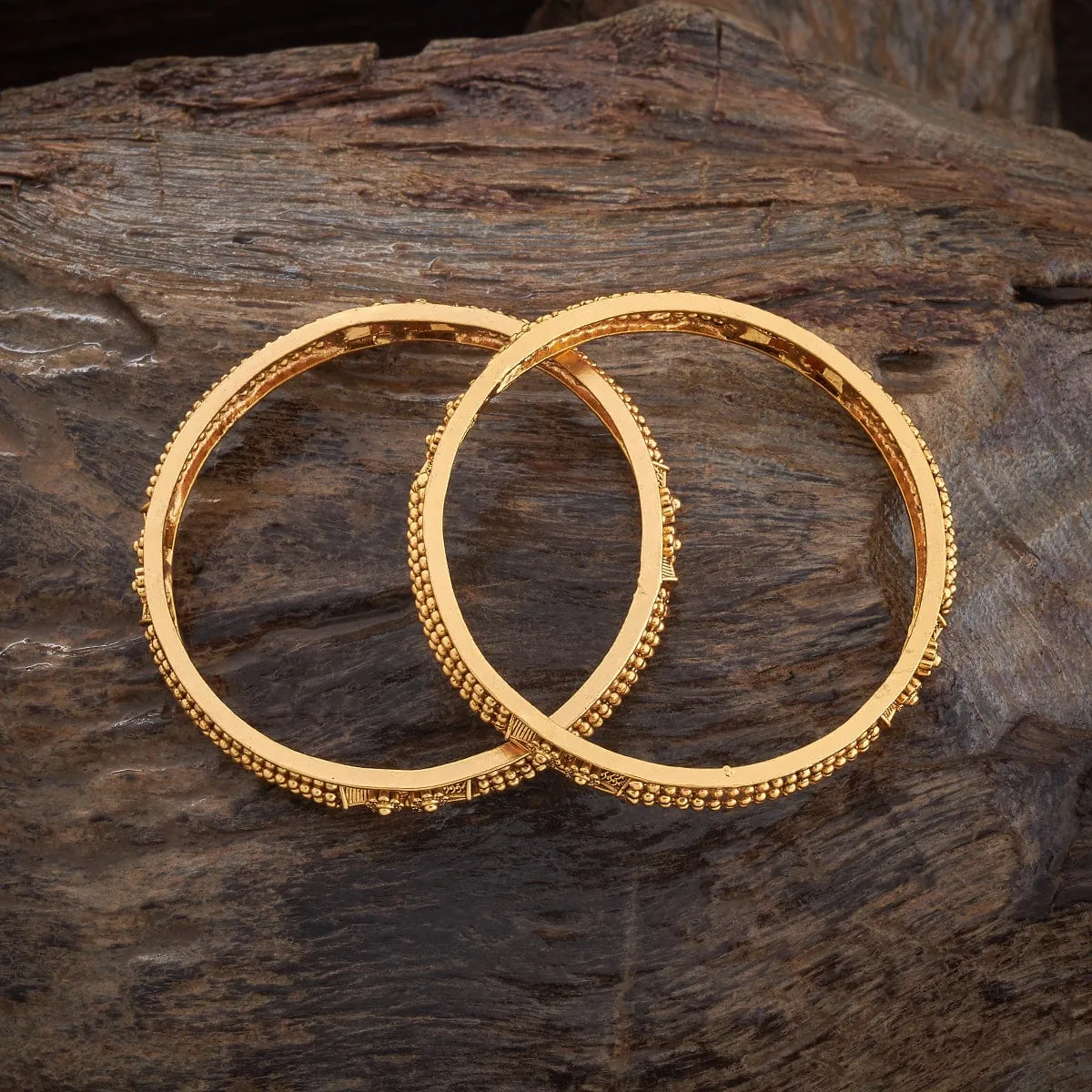 Antique Bangle 170481