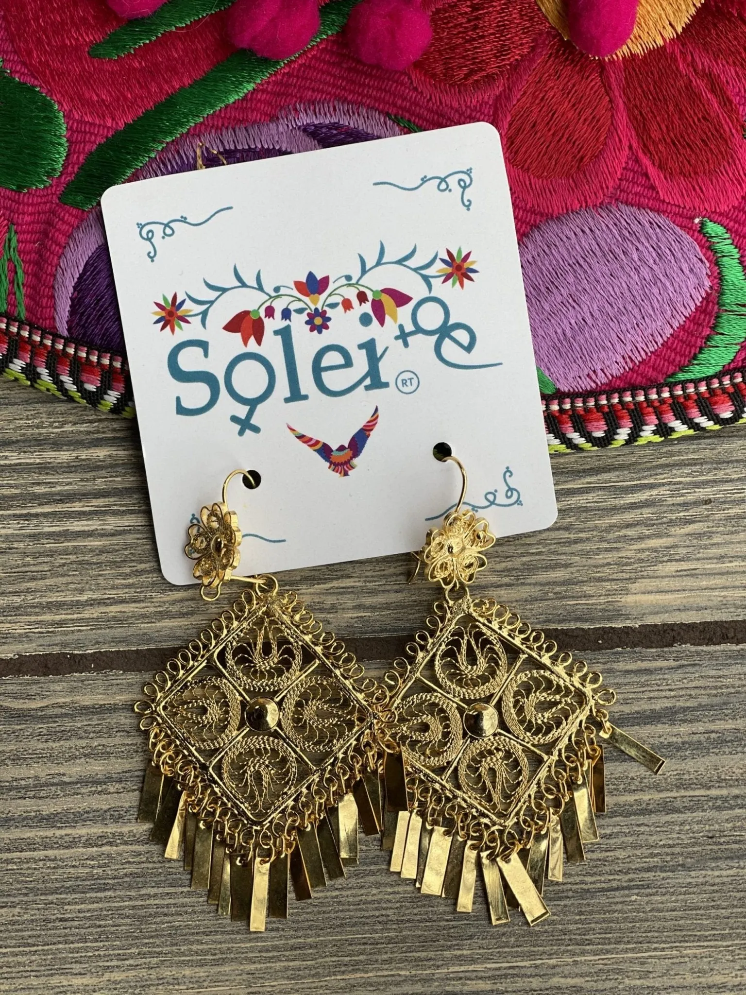 Aretes Cuadrada