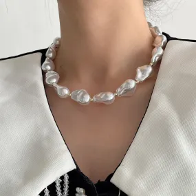 Baroque Pearl Buckle Necklace