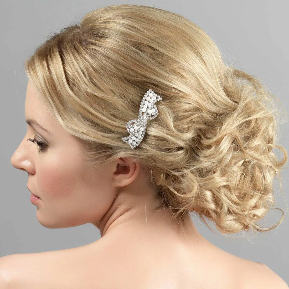 Bow of Pearls Hair Comb