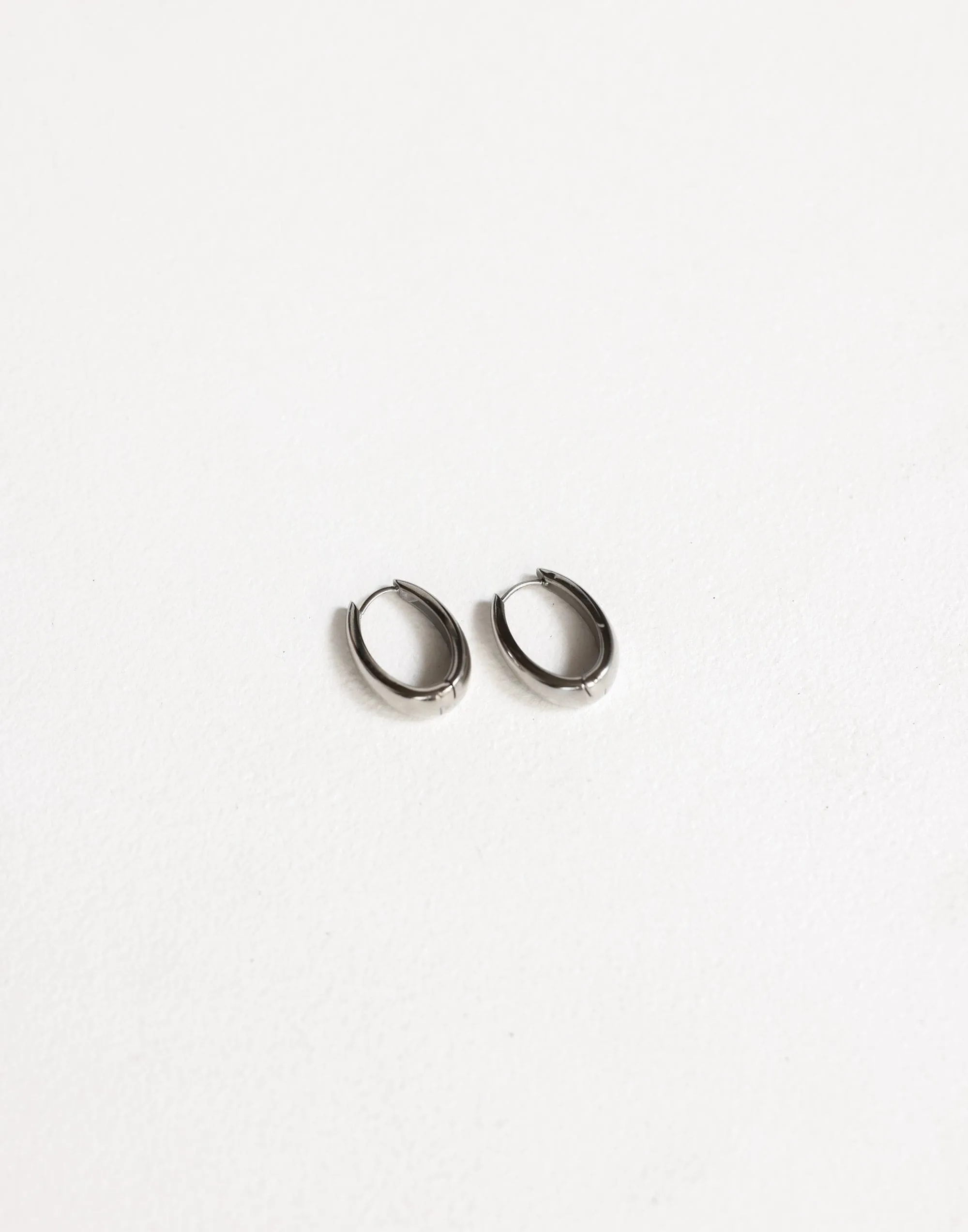 Christa Earrings (Silver)