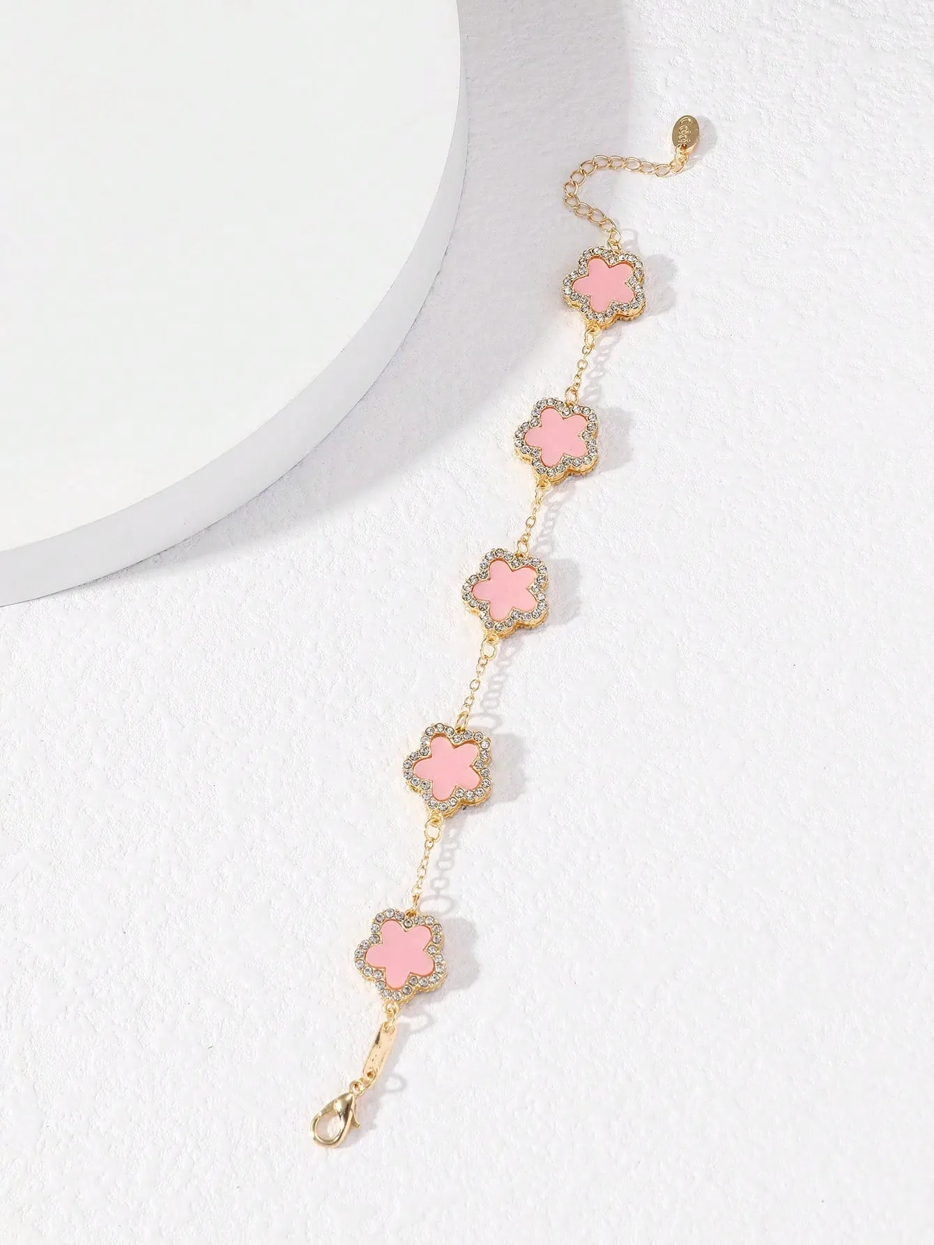 Clover Shaped Rhinestone Inlaid Chic Lady Bracelet Suitable