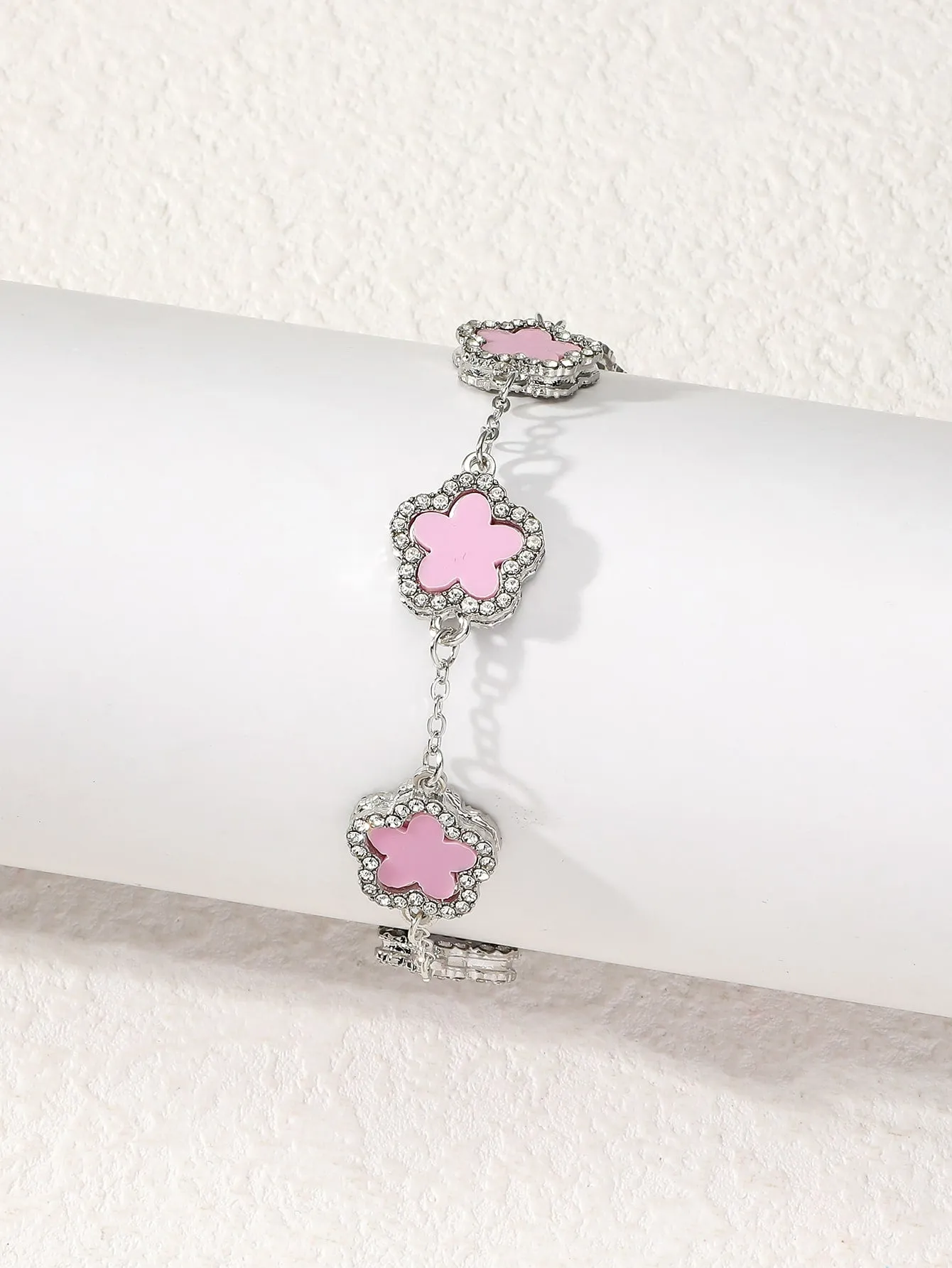 Clover Shaped Rhinestone Inlaid Chic Lady Bracelet Suitable