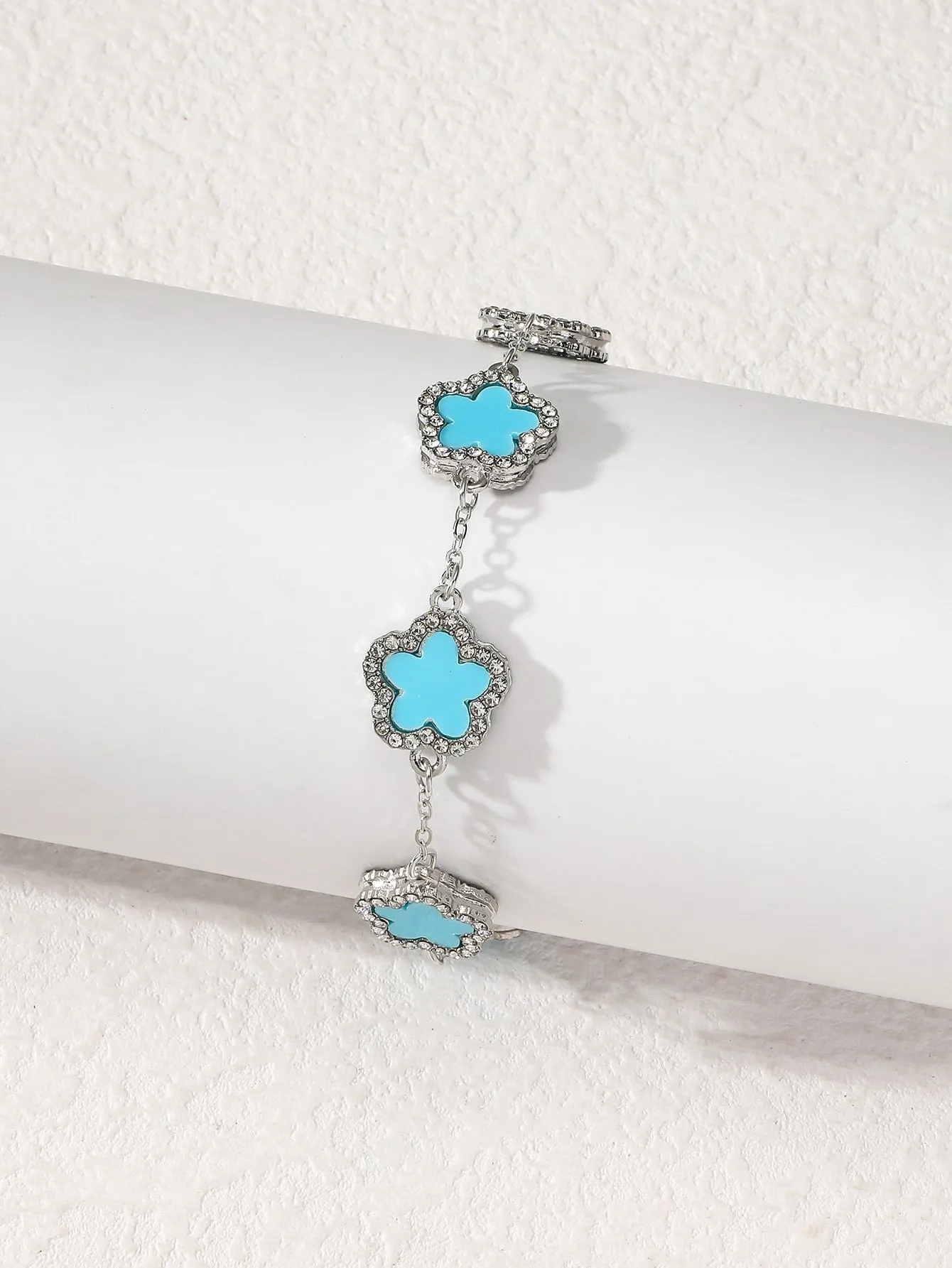 Clover Shaped Rhinestone Inlaid Chic Lady Bracelet Suitable
