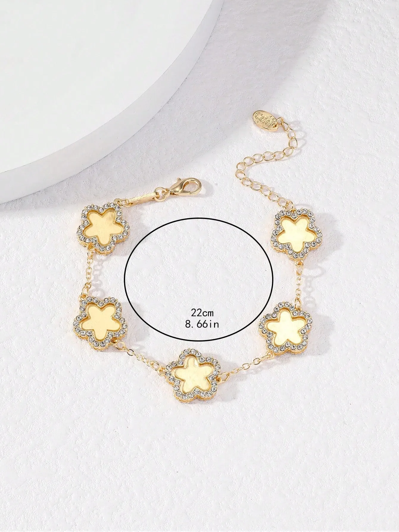 Clover Shaped Rhinestone Inlaid Chic Lady Bracelet Suitable