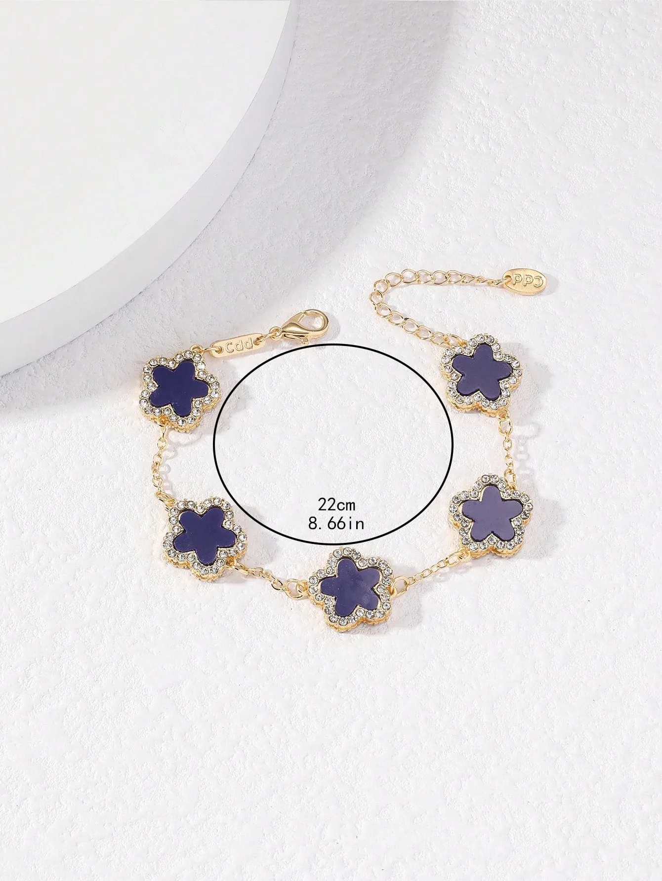 Clover Shaped Rhinestone Inlaid Chic Lady Bracelet Suitable