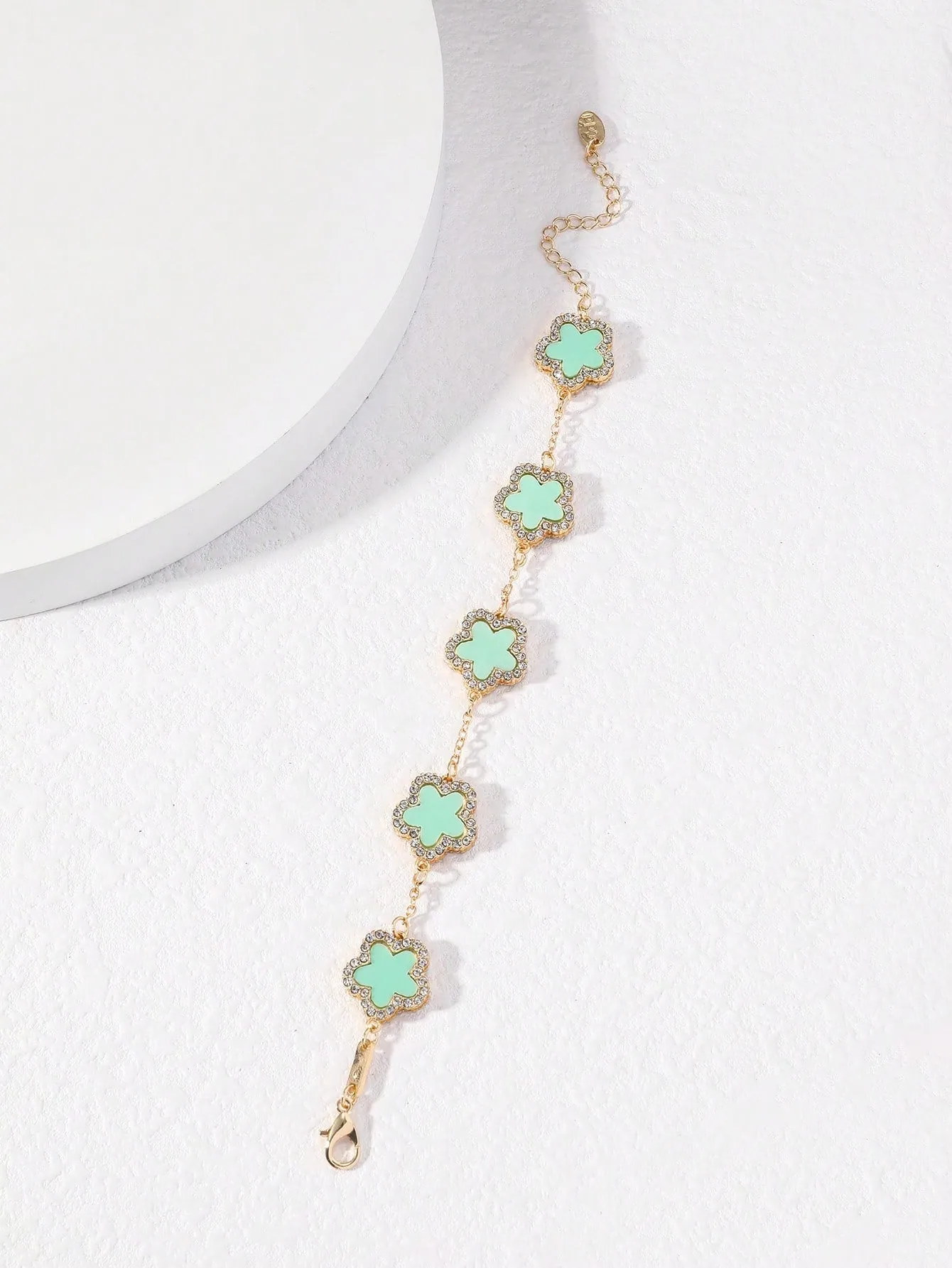 Clover Shaped Rhinestone Inlaid Chic Lady Bracelet Suitable