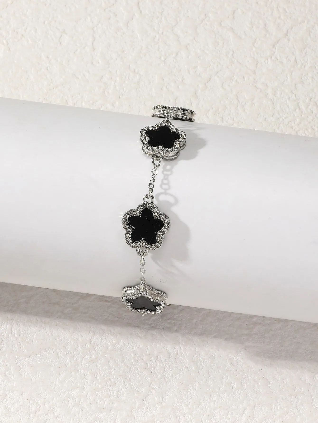 Clover Shaped Rhinestone Inlaid Chic Lady Bracelet Suitable