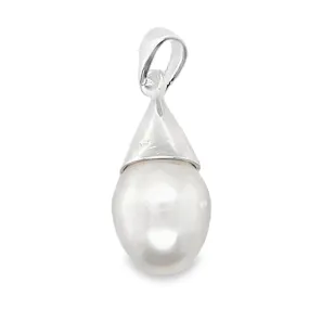 D2009 Freshwater Pearl Pendant