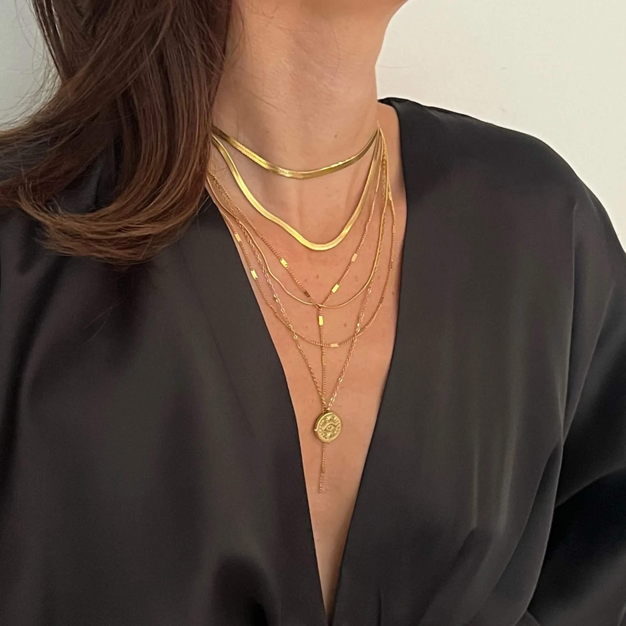 Ellie Vail - Nic Herringbone Chain Choker Necklace