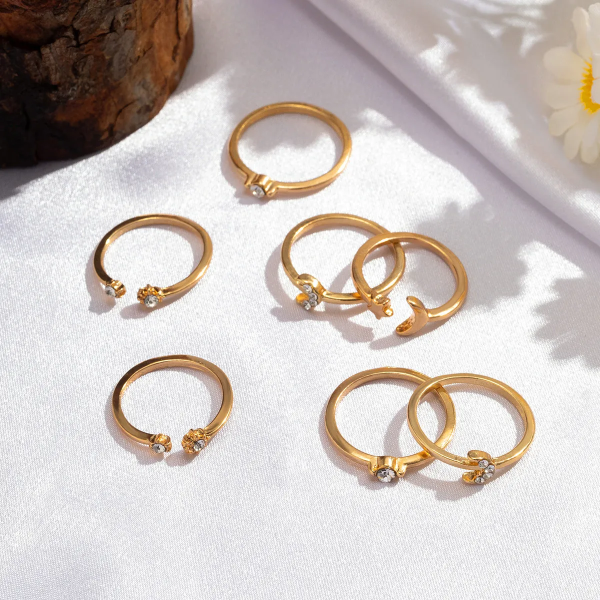 European and American Cross-border Jewelry Set with Mixed Flowers, Pearls, Stars, and Moon, Elegant Metal Hollow Bracelet with Inlaid Design