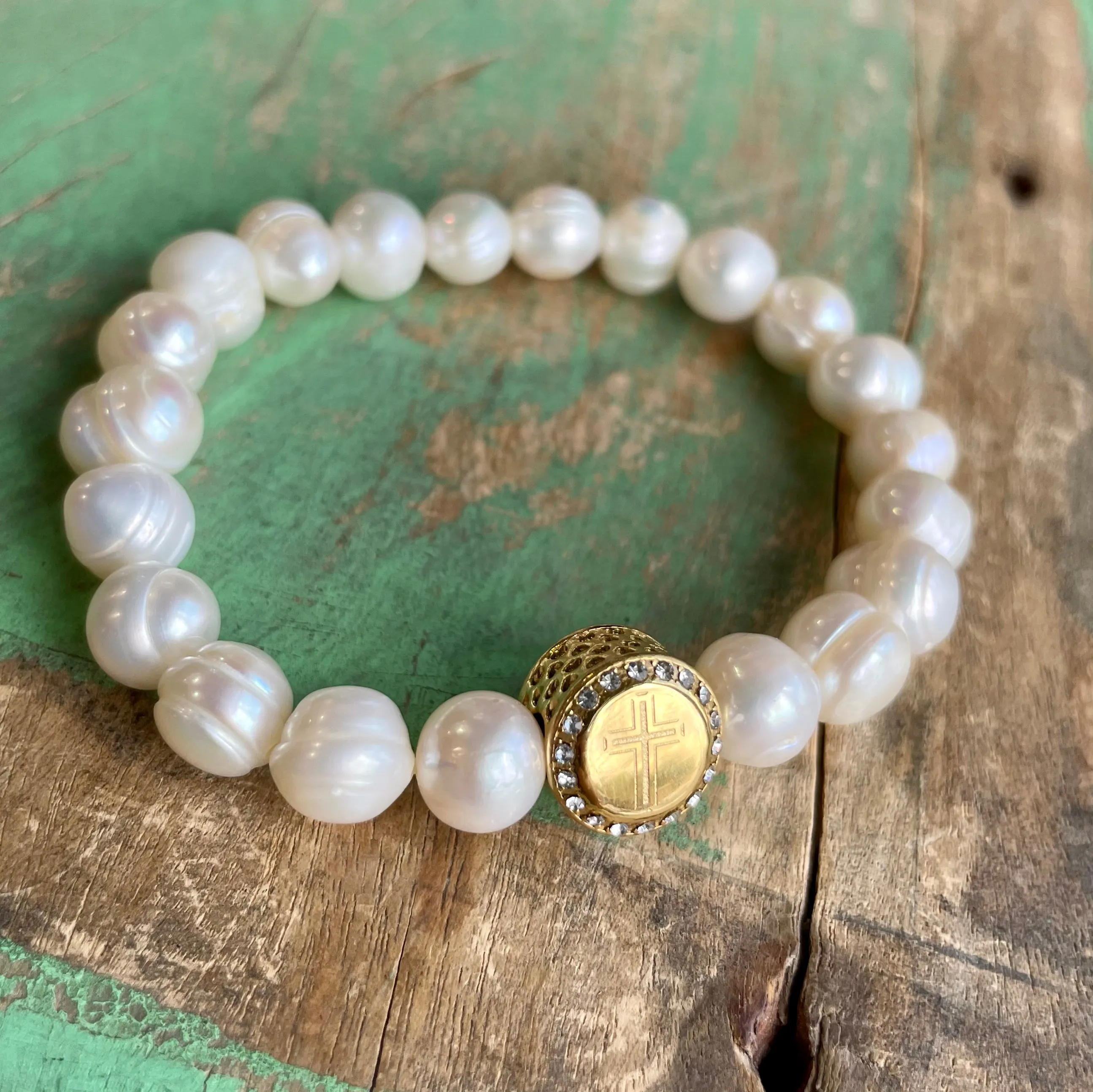 Freshwater Pearl Cross Hill Bracelet