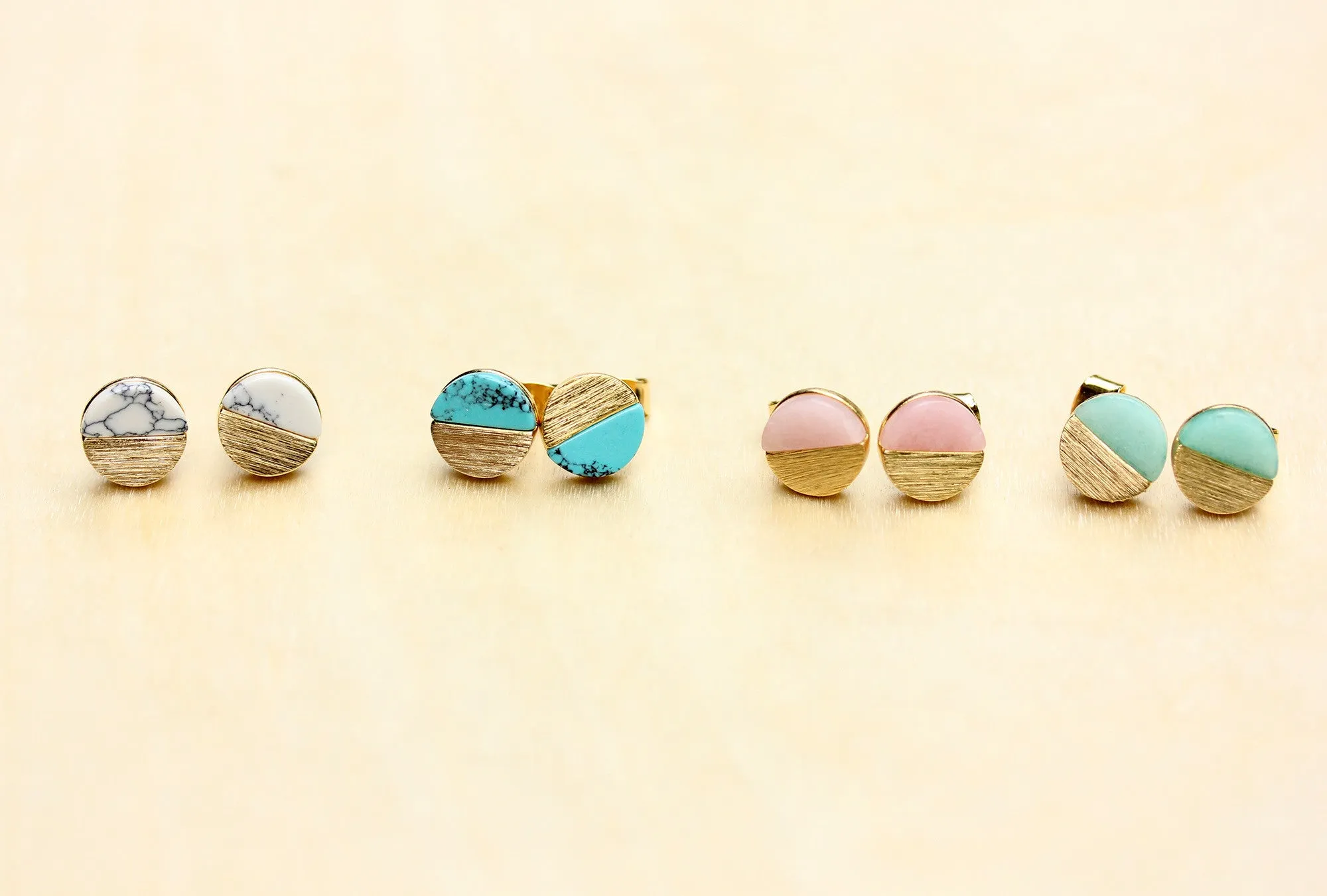 Gemstone Split Studs Round