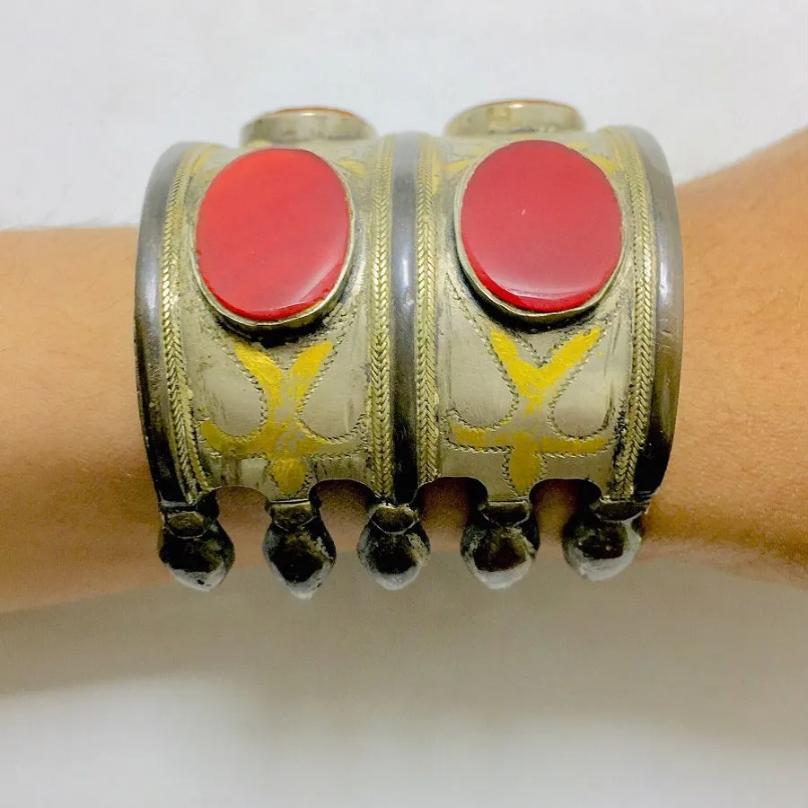 Handmade Handcuffs Inlaid with Glass Stones Bracelet