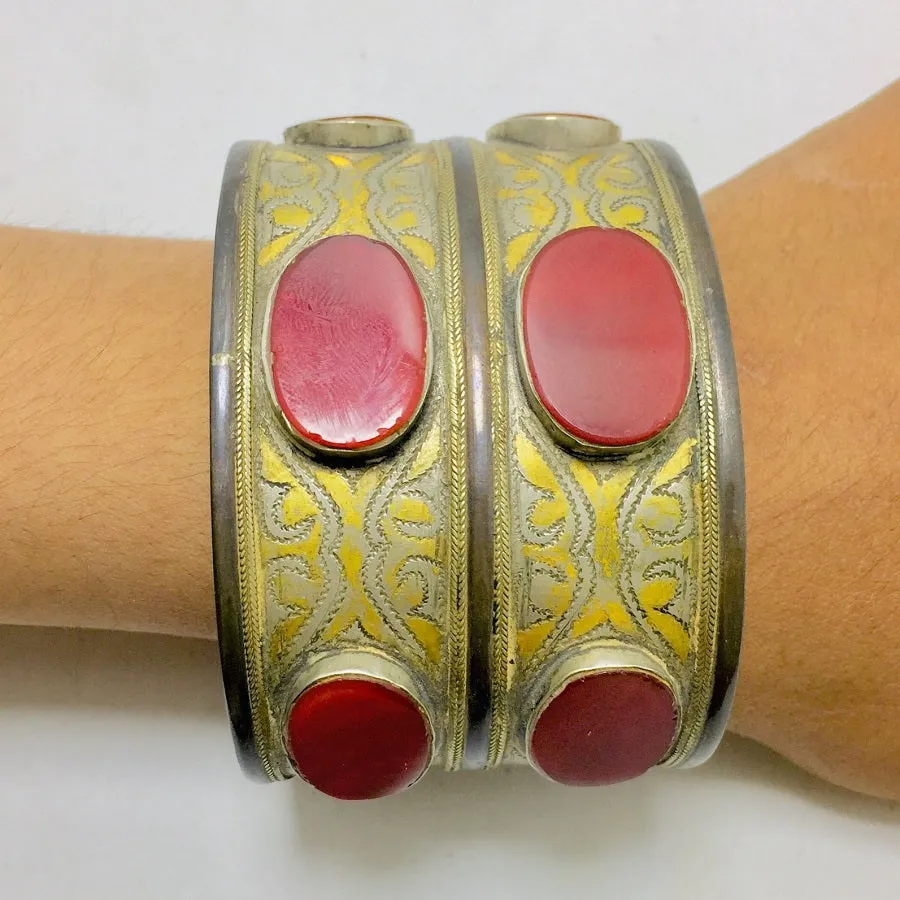 Handmade Handcuffs Inlaid with Glass Stones Bracelet