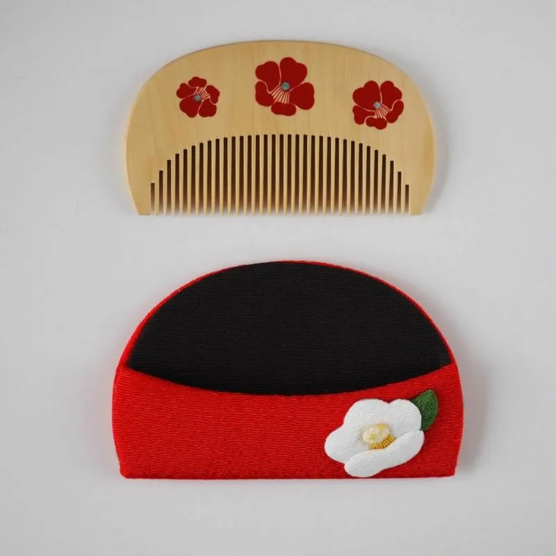 Japanese Maki-e Urushi Lacquer Tsuge (Boxwood) Comb with Chirimen (Crepe Fabric) Case - Camellia - ,  Handmade in Kyoto, Japan,  Japanese traditional hair comb