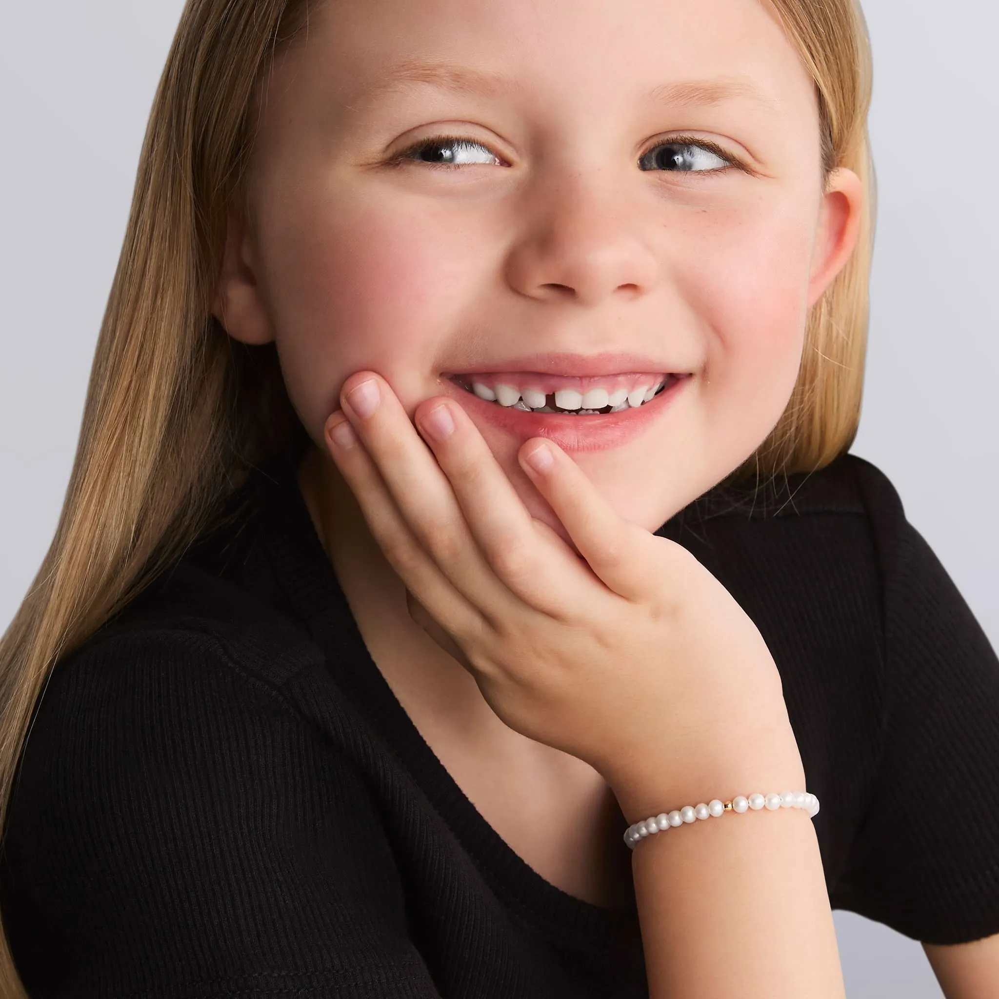 Kinder Childs First Gold Station Pearl Bracelet