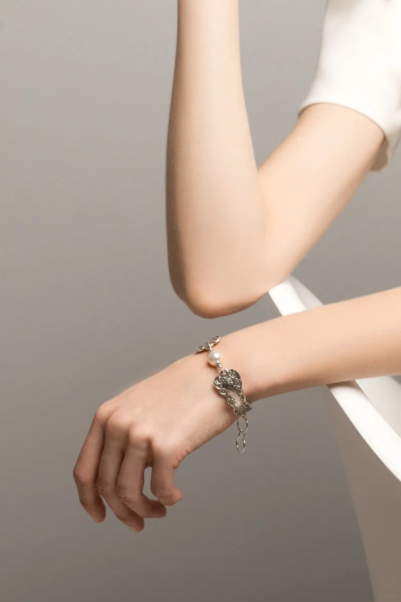 Lady Helen Sterling Silver Crystal Pearl Bracelet