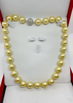 Mother of Pearl 12mm size with Screw Claps
