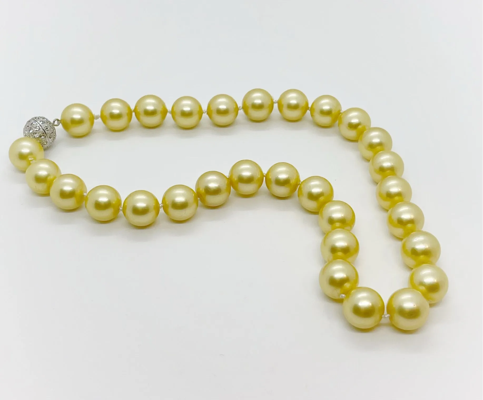 Mother of Pearl 12mm size with Screw Claps