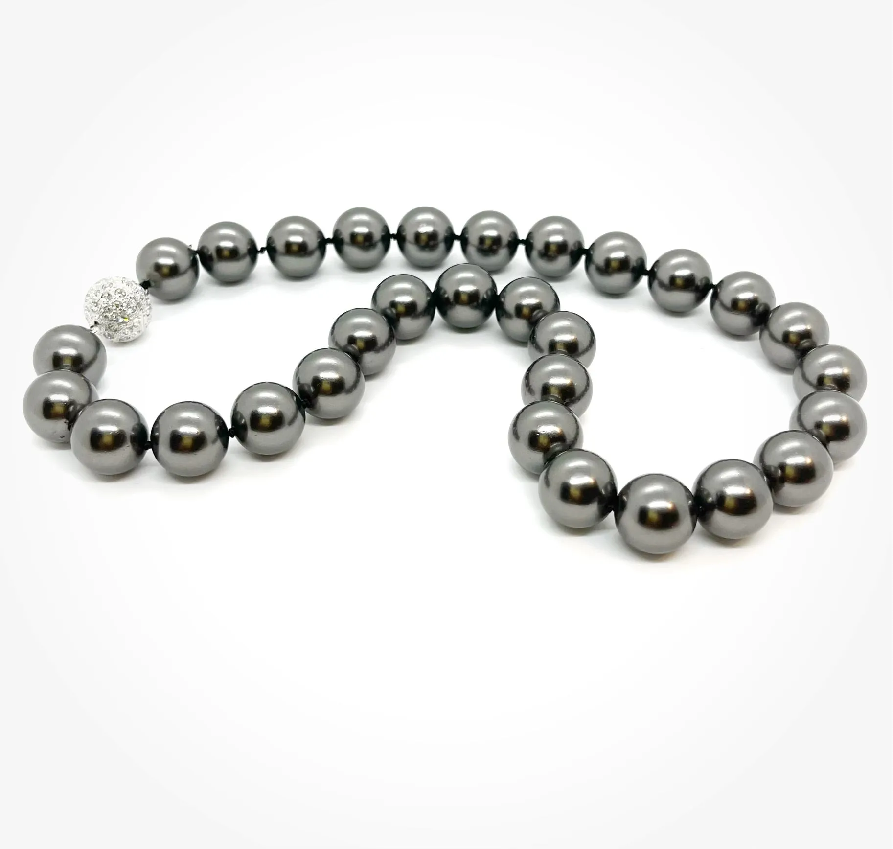 Mother of Pearl 12mm size with Screw Claps