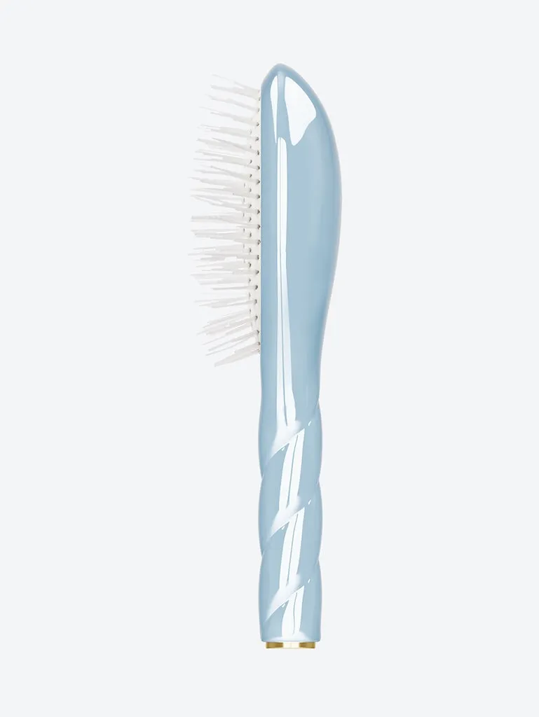 N.07 the detangling baby brush  light blue