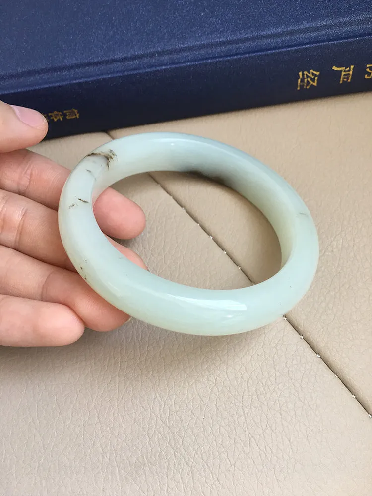 Natural Jade Bangle Nephrite Bangle Internal Diameter 58.1mm NBE004