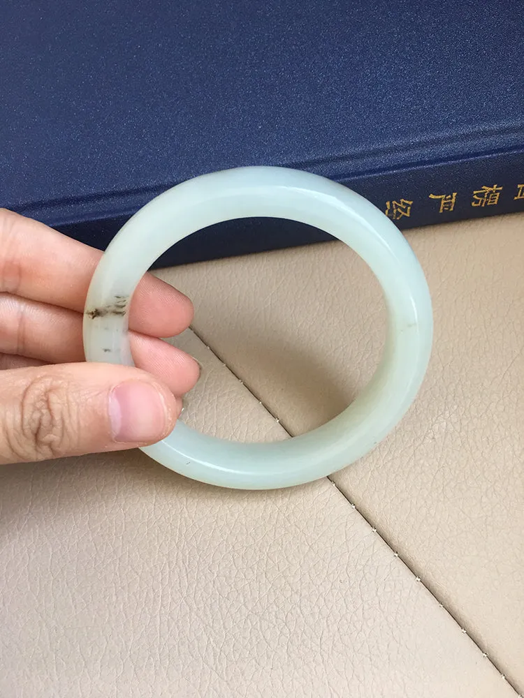 Natural Jade Bangle Nephrite Bangle Internal Diameter 58.1mm NBE004