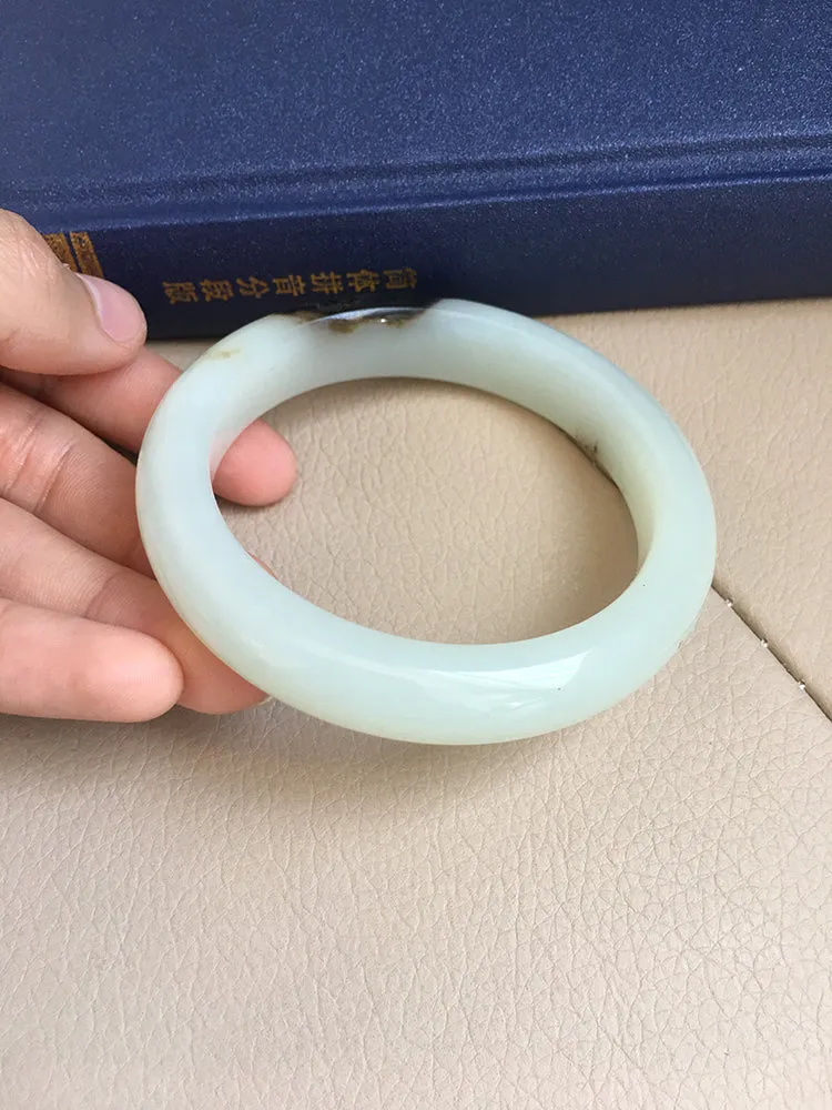 Natural Jade Bangle Nephrite Bangle Internal Diameter 58.1mm NBE004