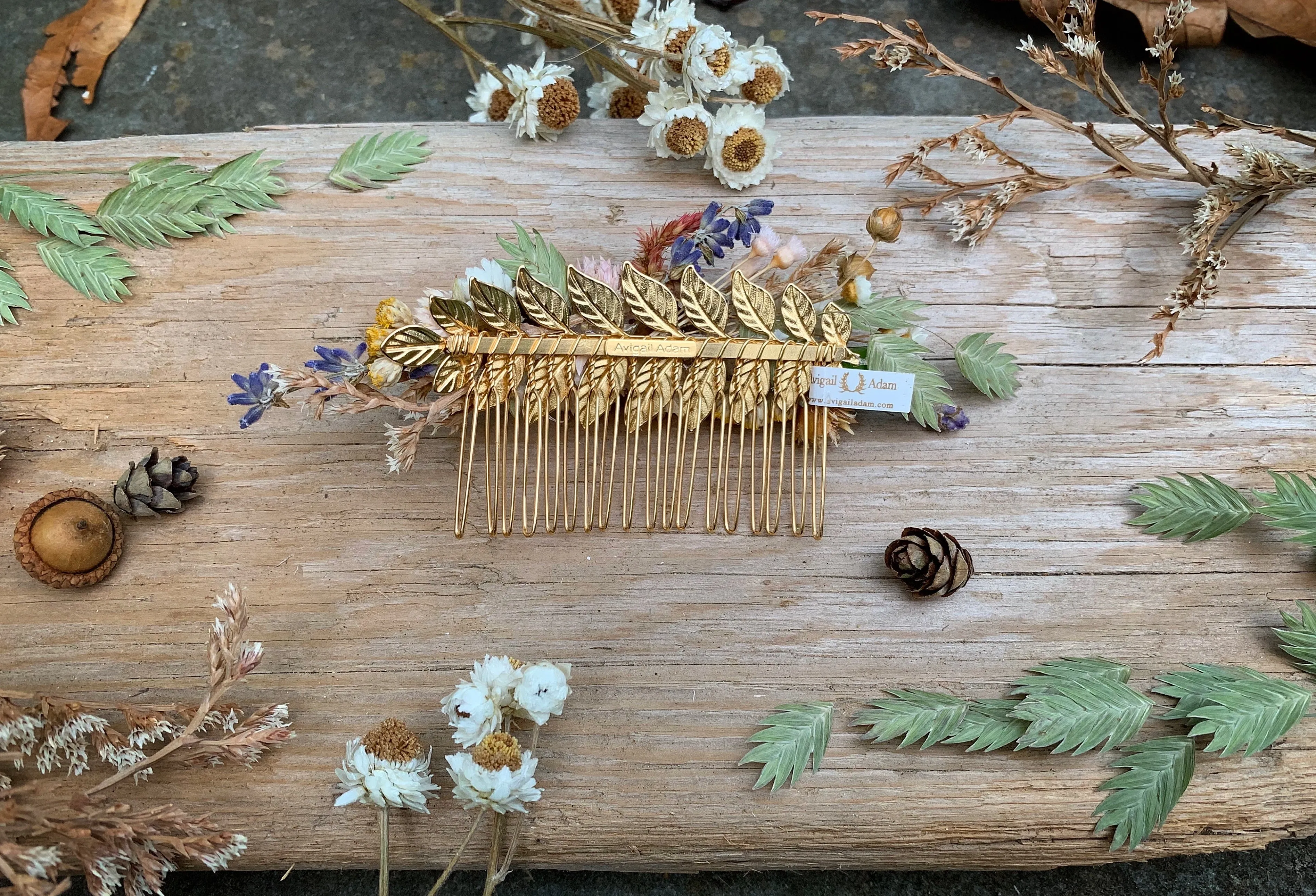 Preorder * Athena Dried Flowers Hair Comb