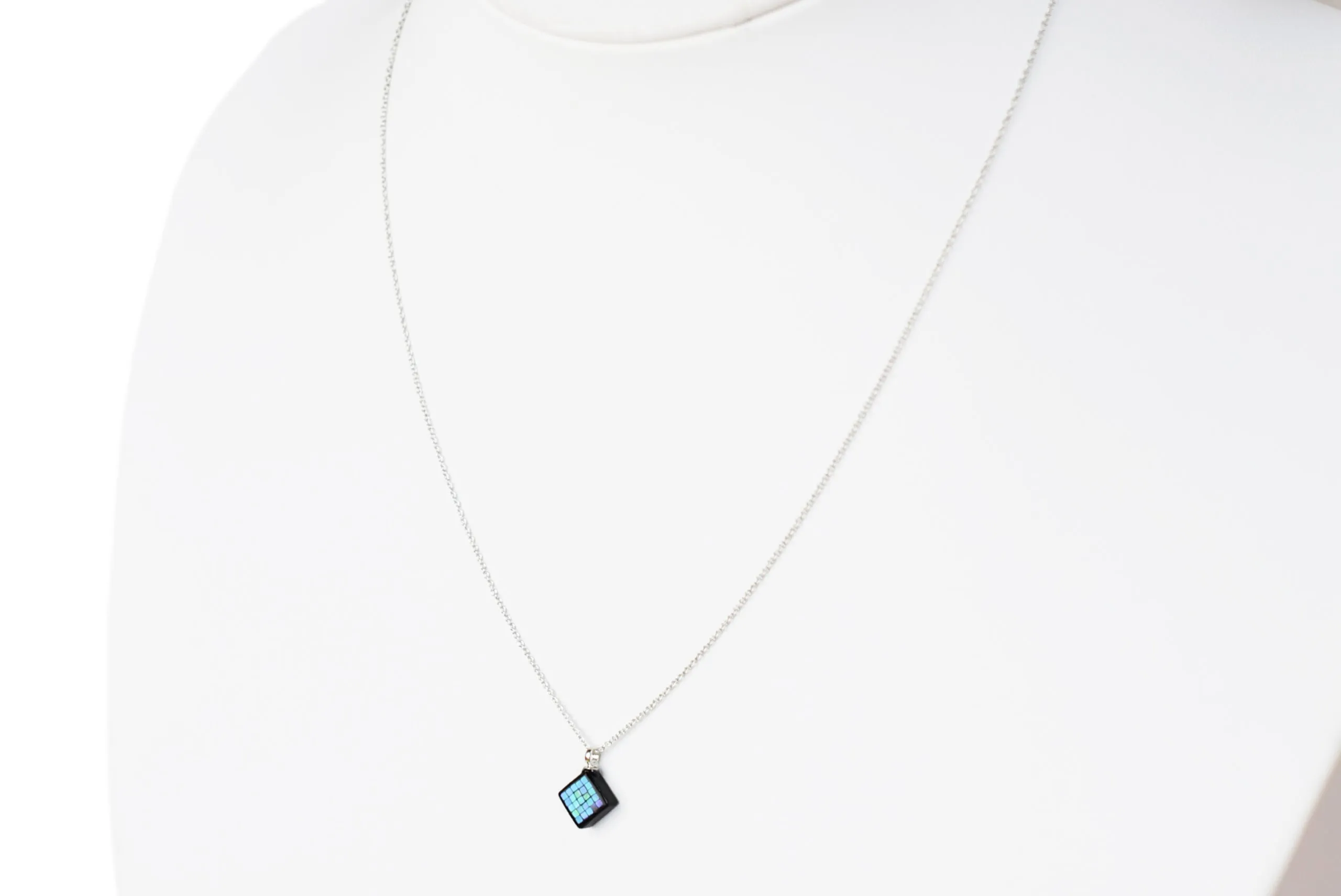 Raden Pendant Necklace - Square / Green Color / SS Size-, Japanese Lacquer Jewelry, Kyoto Jewelry