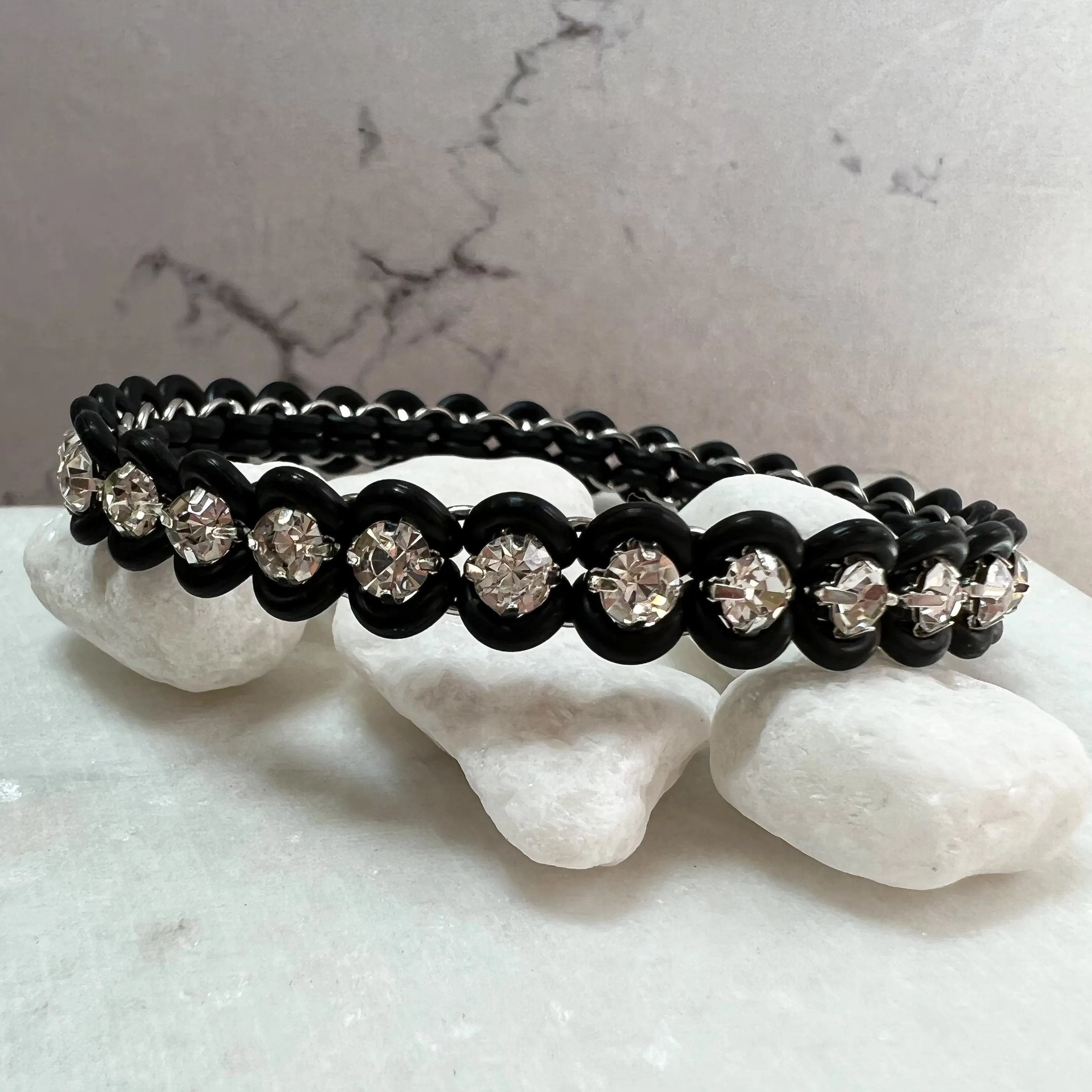 Rhinestone Stretch Bangle (Stuck Up Euro 4 in 1) Kit with Video Class - Black and Crystal