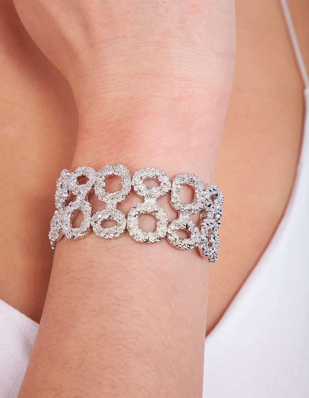 Silver Circle Textured Bangle