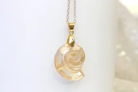 SNAIL NECKLACE
