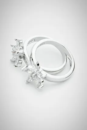Sparkling Floral Cubic Zirconia Ring Set - A Symbol of Connection, Elegant Accessory, Symbolic Gift, Stackable Rings