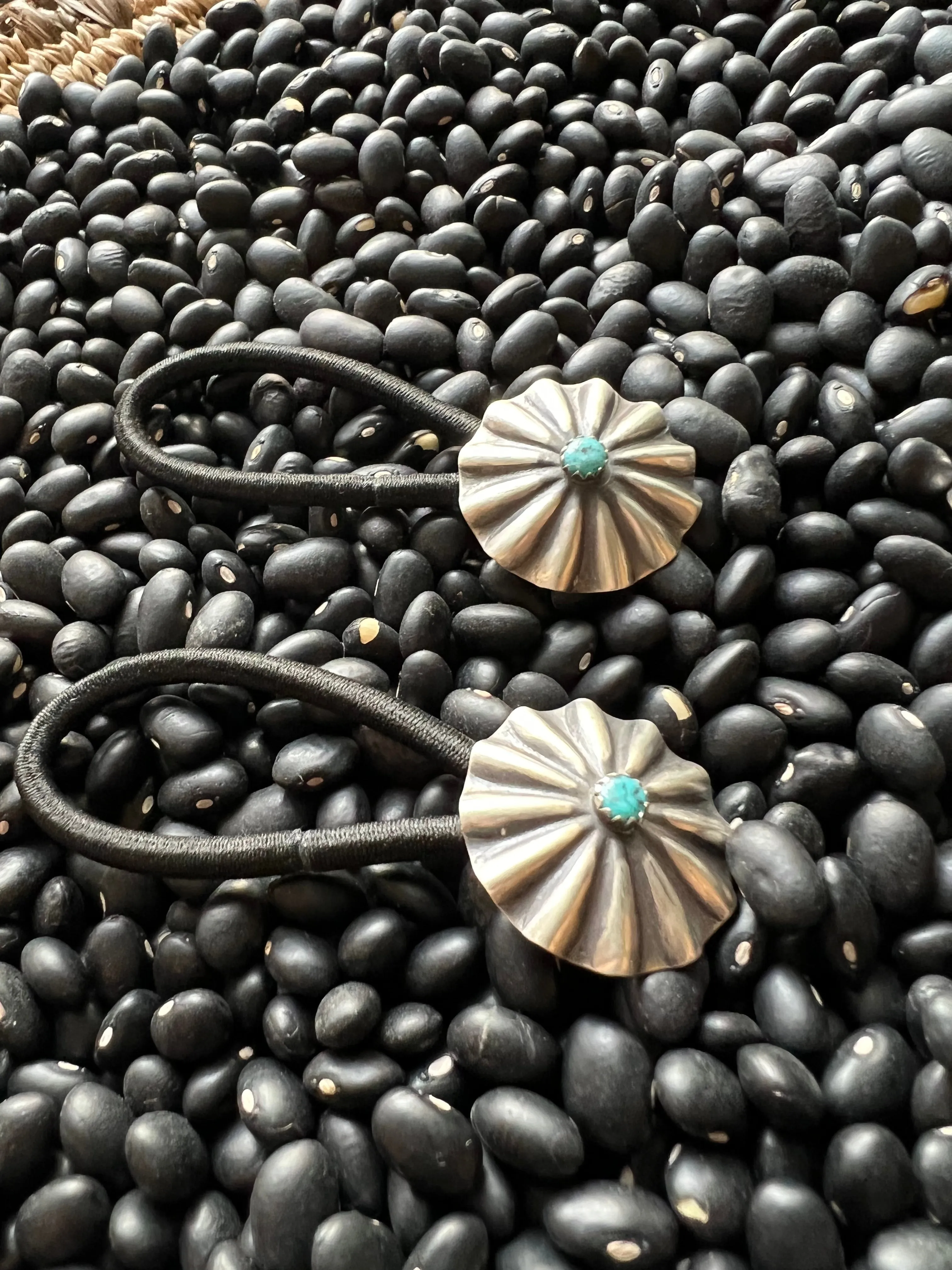 Sterling silver scallop Concho hair tie with turquoise Style B