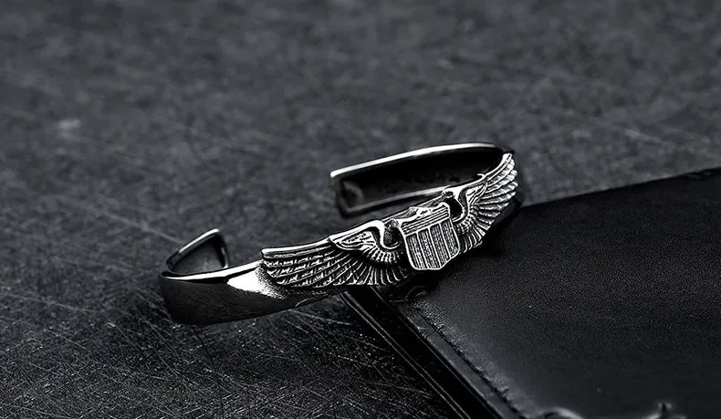 Titanium Steel World War II Air Force Flying Tigers Badge Bracelet