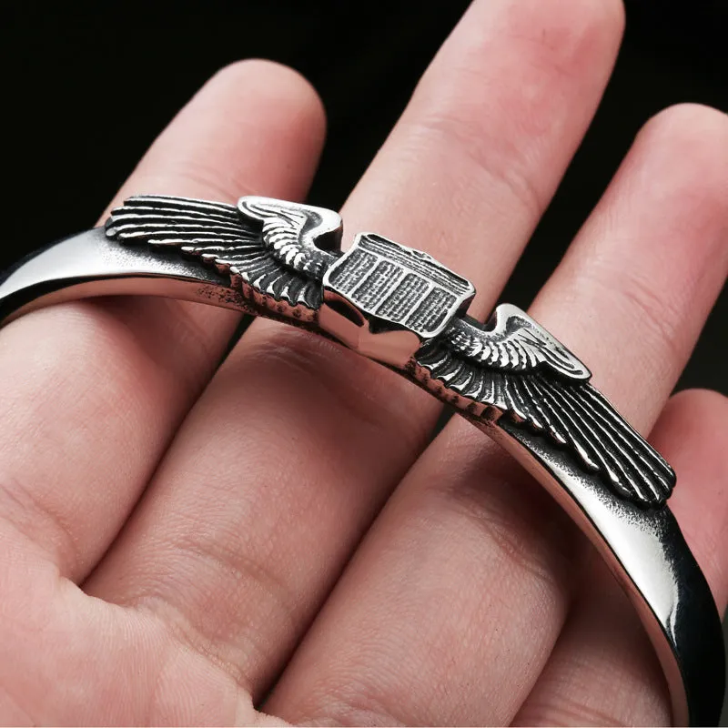Titanium Steel World War II Air Force Flying Tigers Badge Bracelet