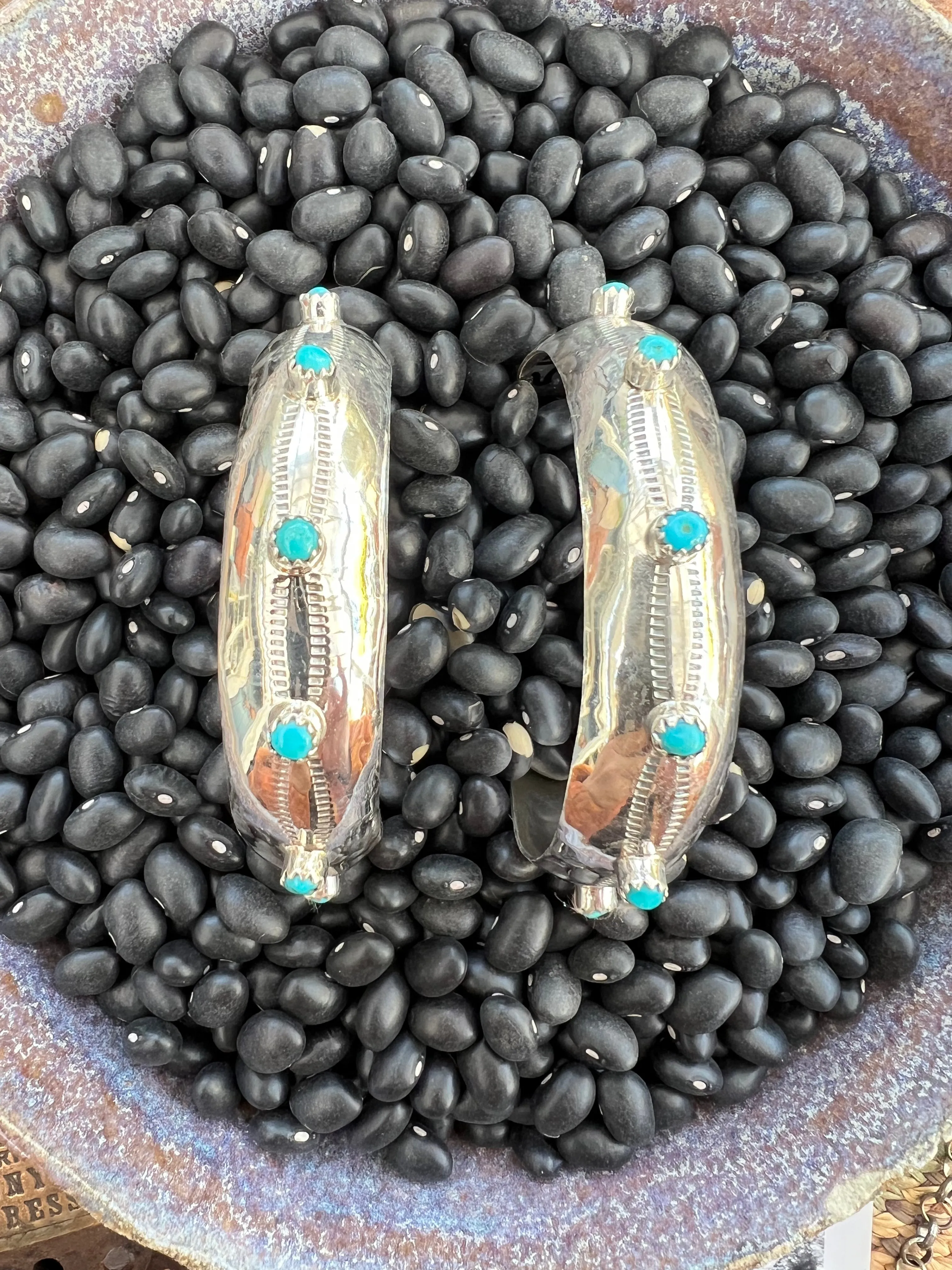Tomahawk Turquoise Hoops