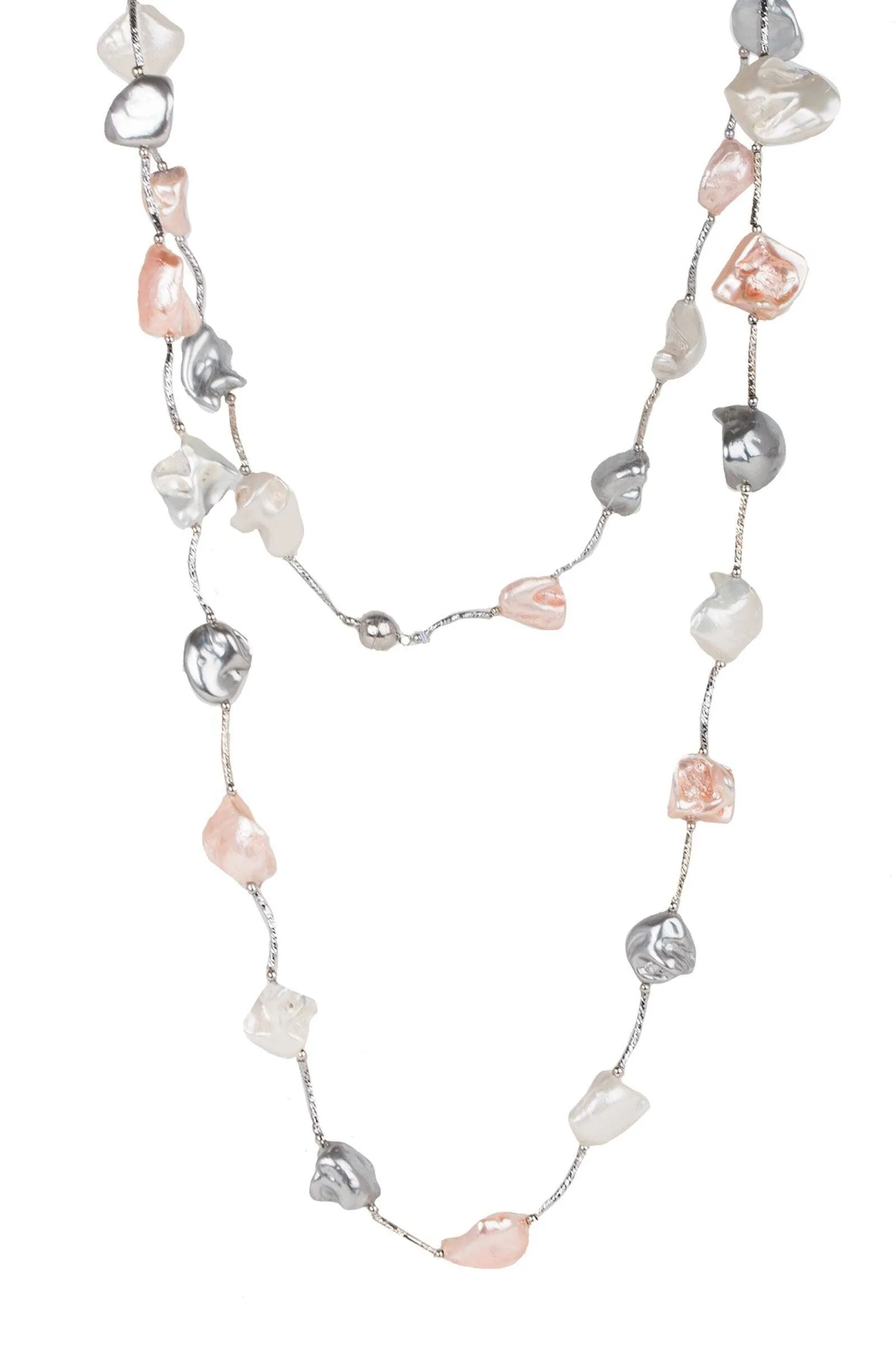 Trikon Baroque Pearl Necklace