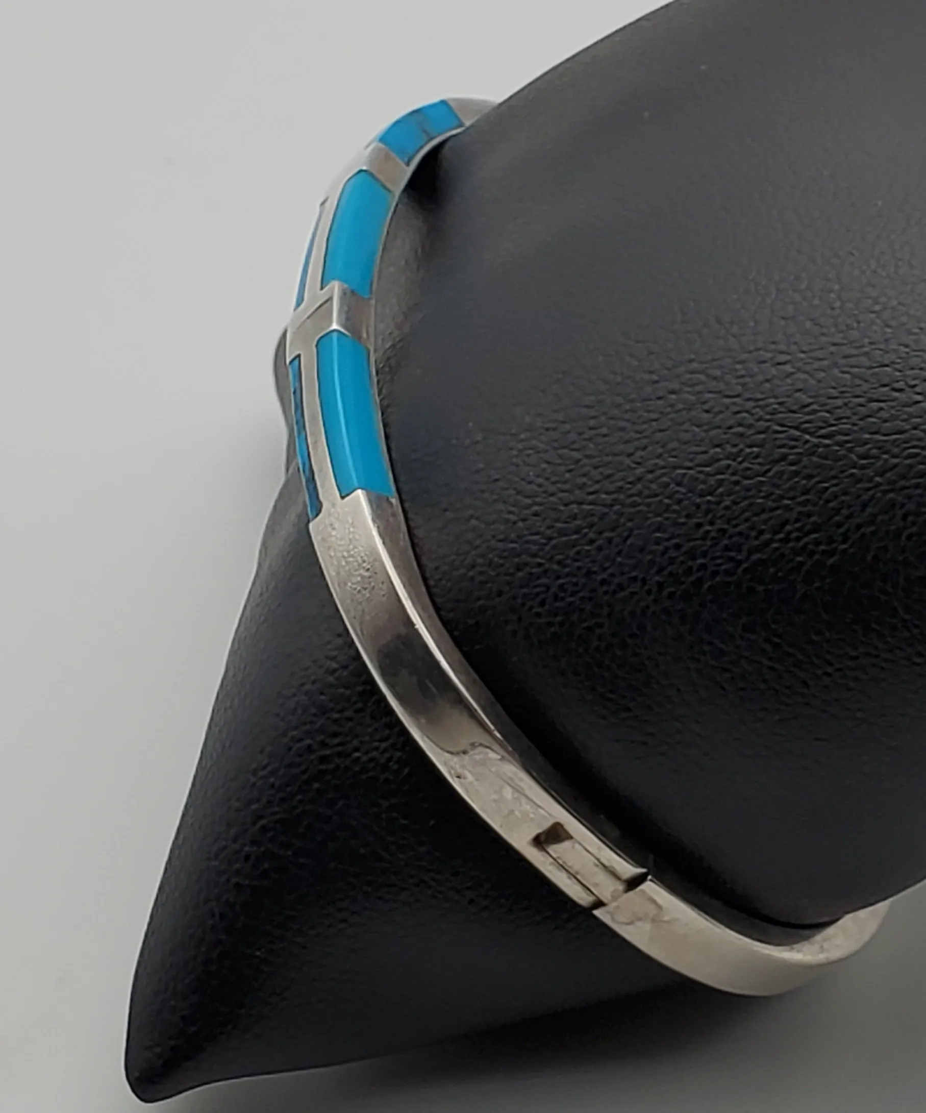 Vintage 950 Silver Turquoise Hinged Bangle