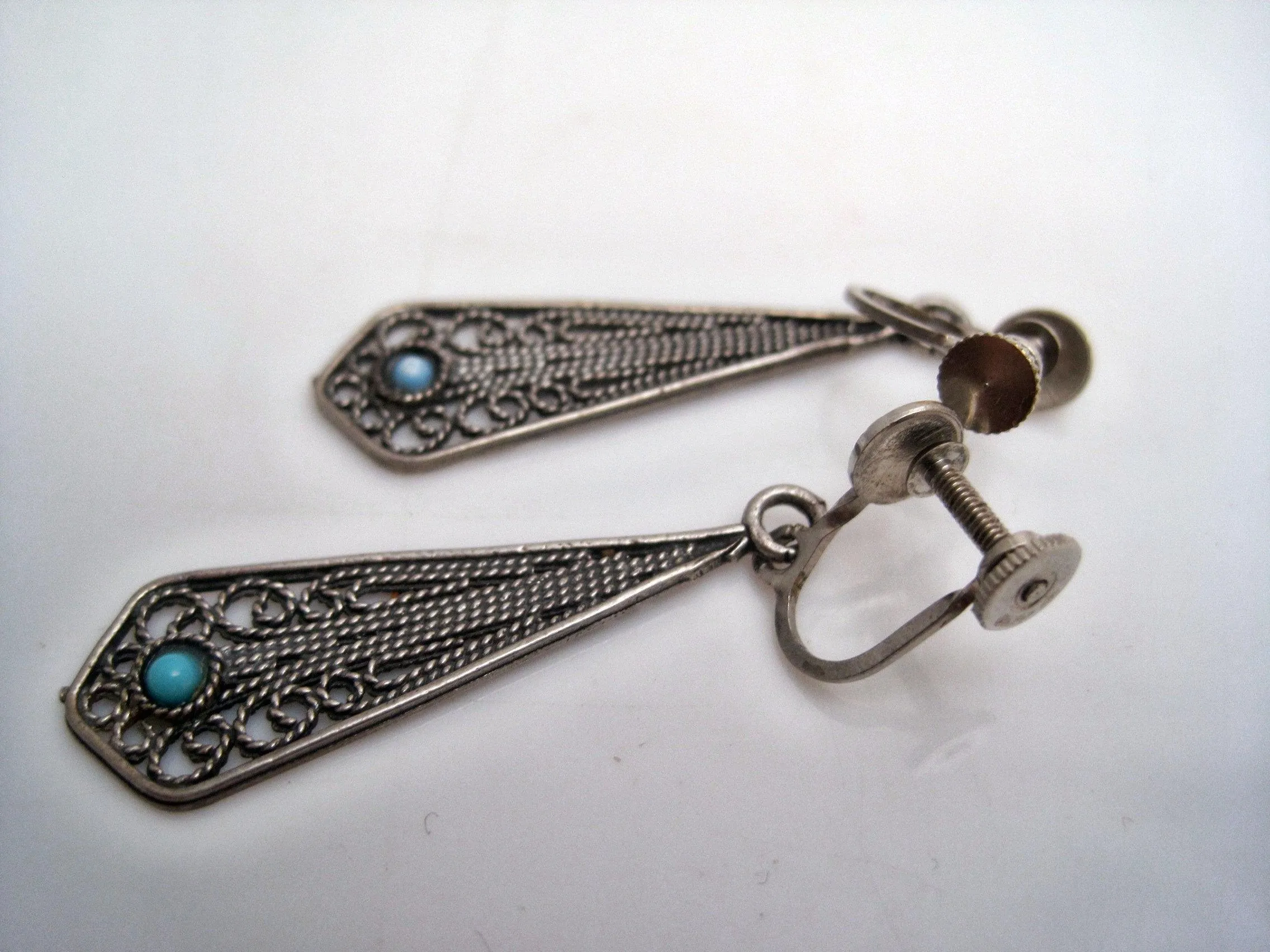 Vintage Middle Eastern Silver Filigree Screw Back Earrings