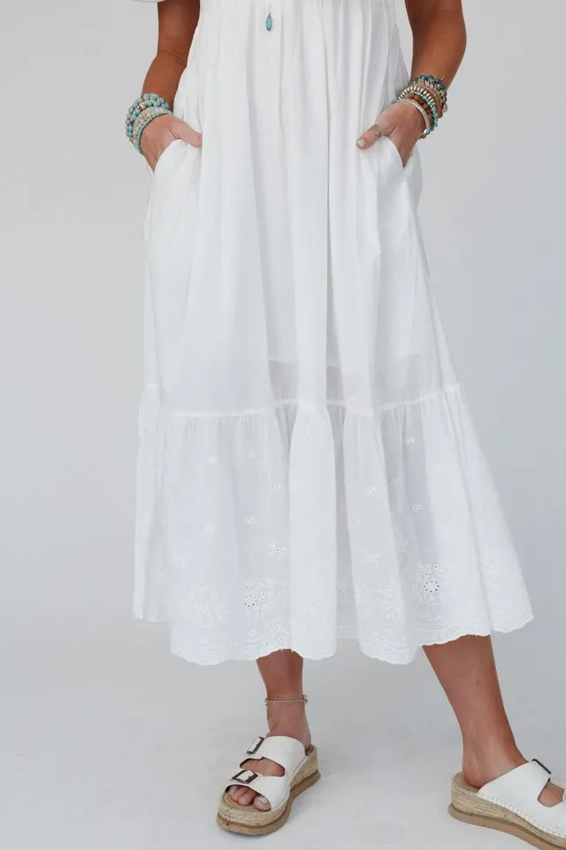Violet Veil Scalloped Lace Dress - Off White