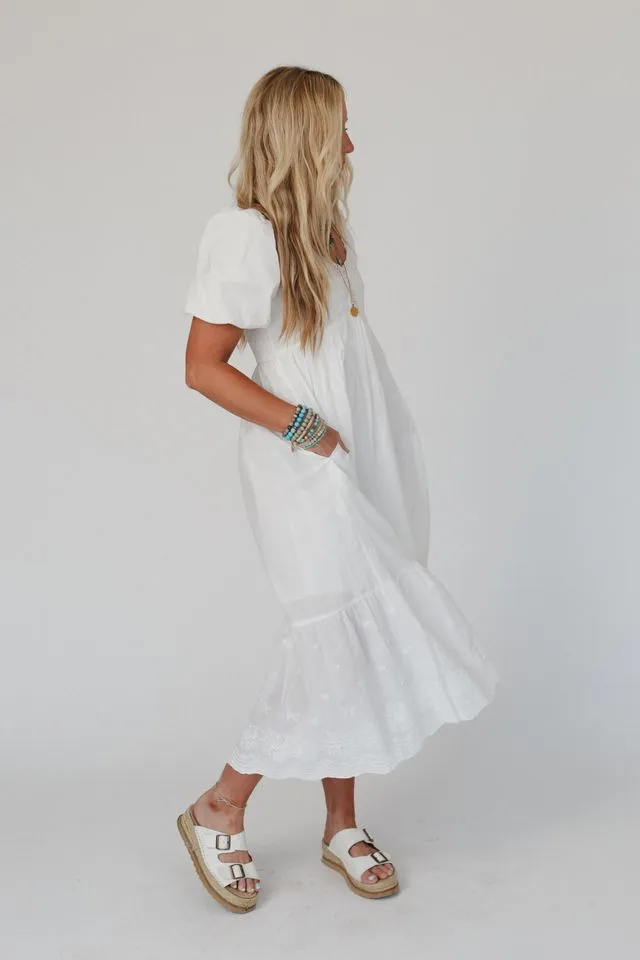 Violet Veil Scalloped Lace Dress - Off White