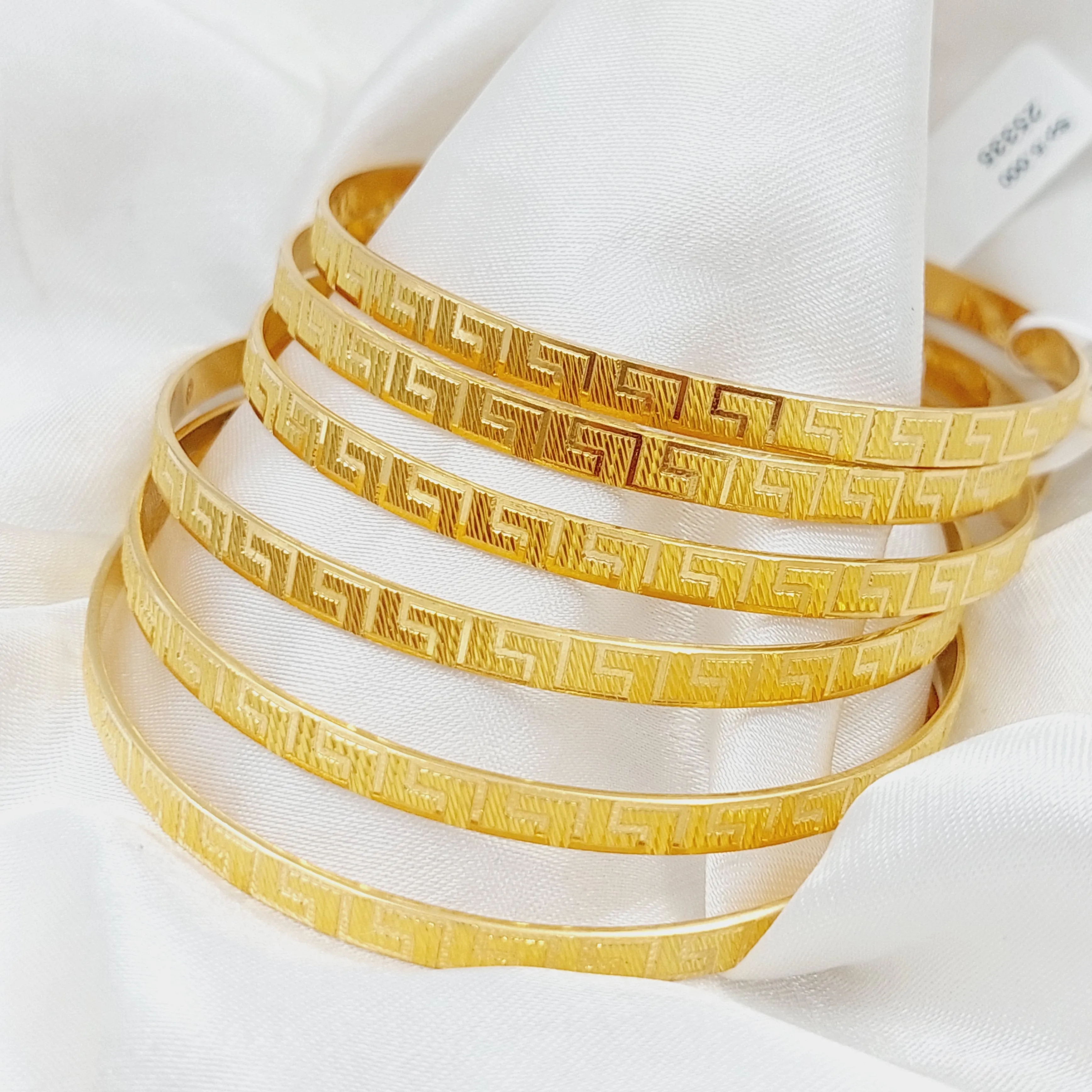Virna Bangle